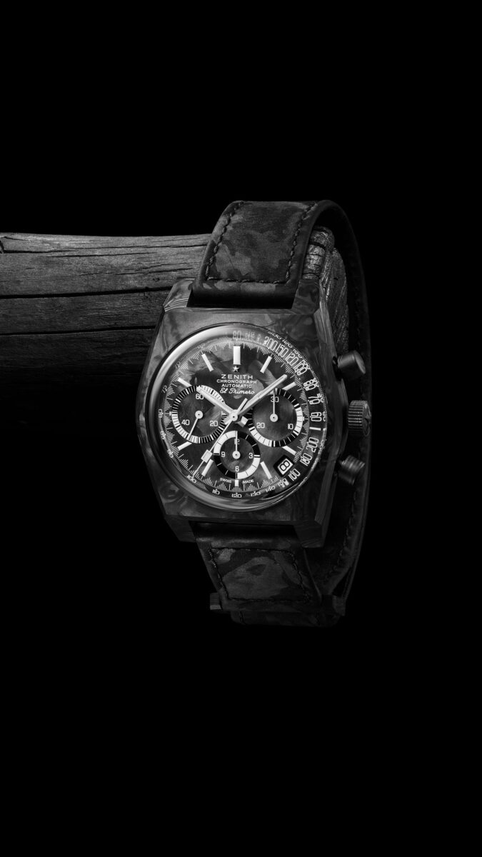 Chronomaster Revival A3818 Cover Girl Carbon