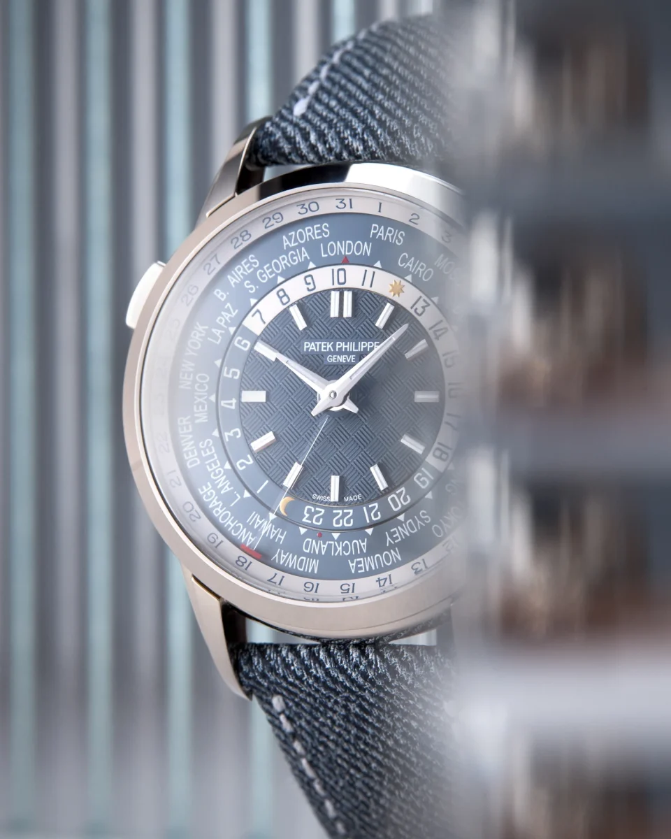 Patek Philippe Hora Universal 5330G-001